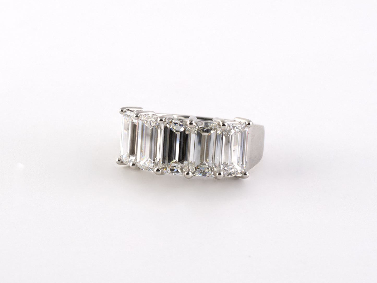 902192 - SOLD - Platinum GIA Diamond Wedding-Band Ring