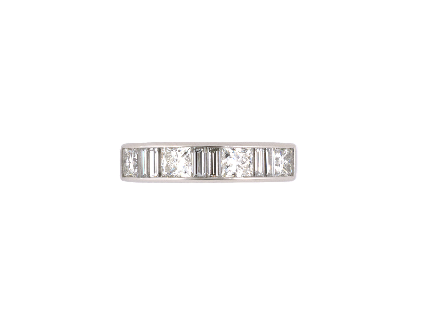 902195 - SOLD - Platinum Diamond Wedding-Band Ring