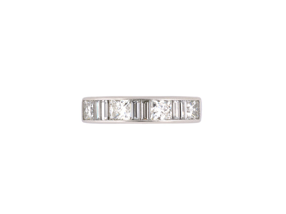 902195 - Platinum Diamond Wedding-Band Ring