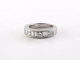 902195 - Platinum Diamond Wedding-Band Ring