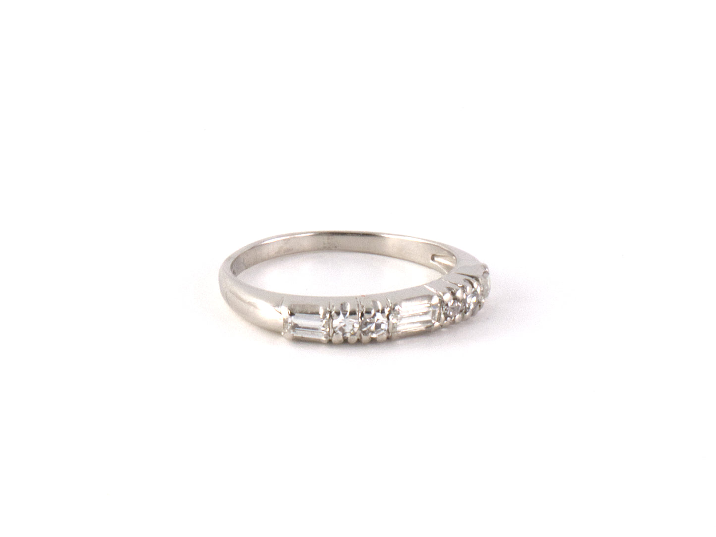 902220 - SOLD - Platinum Diamond Wedding Band Ring