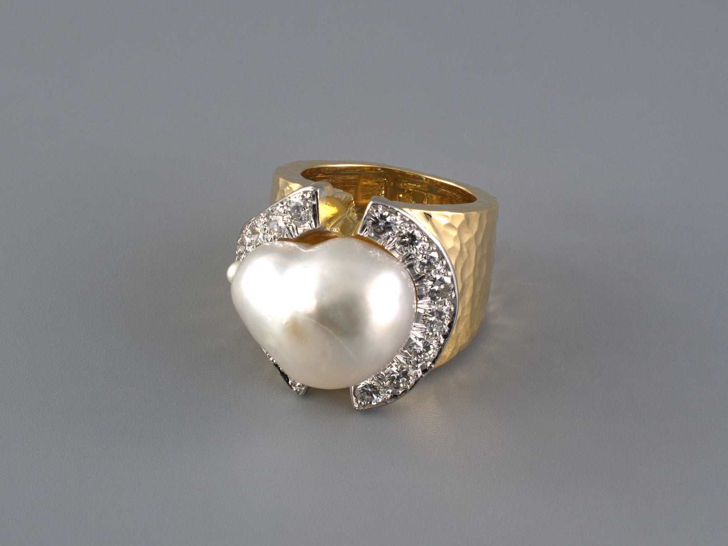 902299 - Webb Gold Platinum Baroque Pearl Diamond Hammered Finish Cocktail Ring