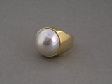 902334 - Gold Mabe Pearl Cocktail Ring