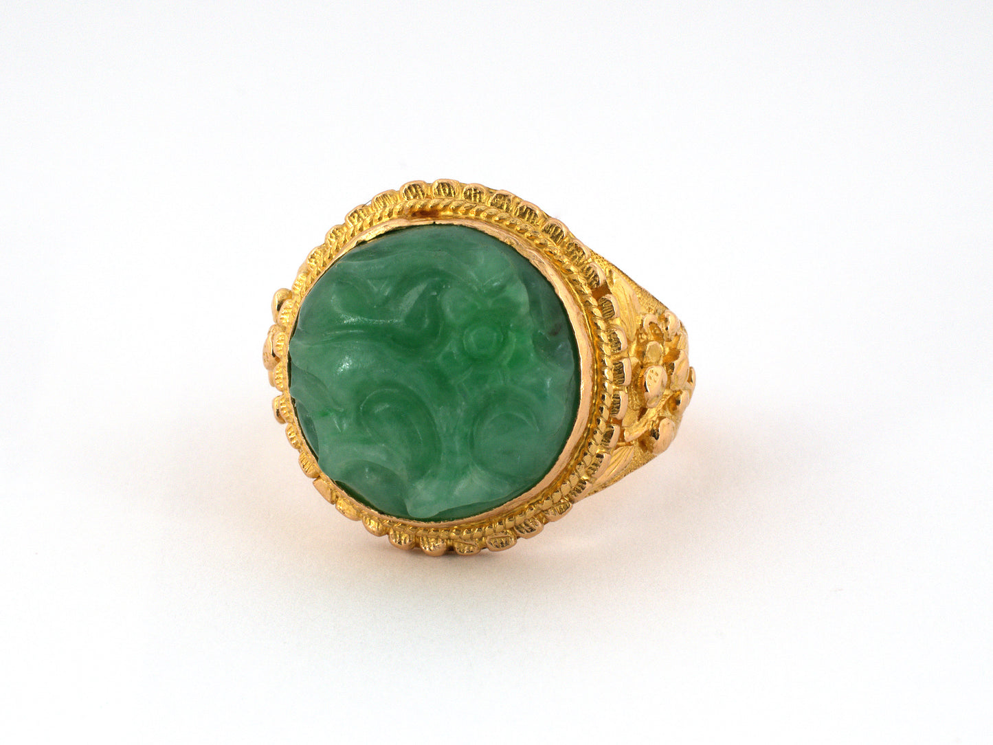 902349 - Gold Carved Circular Jadeite Floral Flower Ring