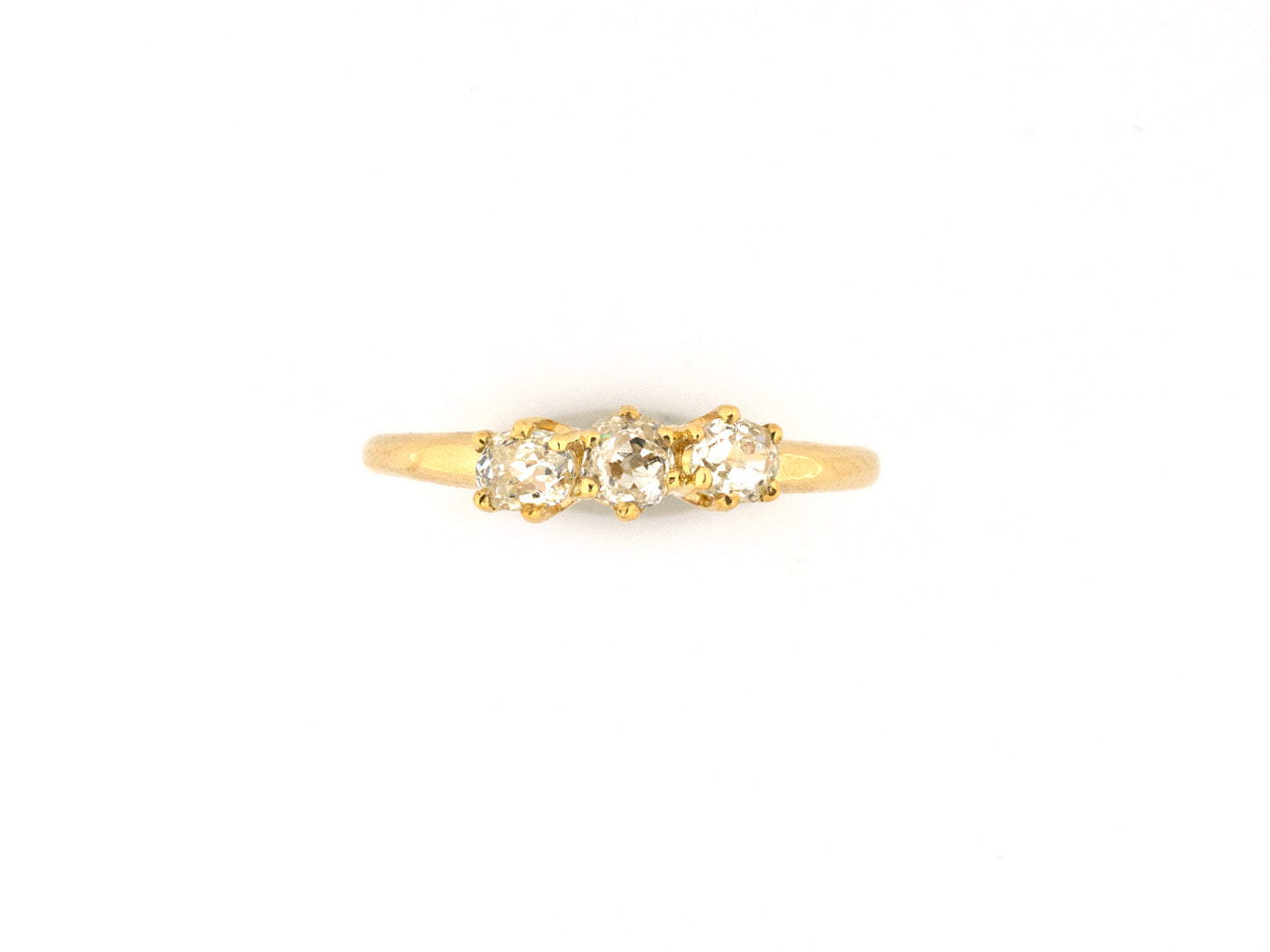 902357 - Gold Diamond 3-Stone Ring