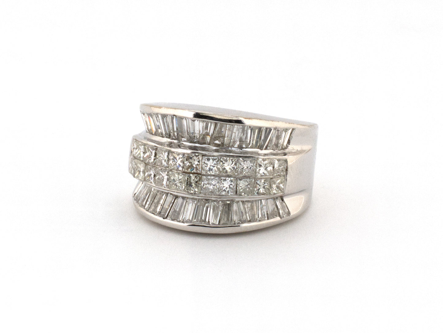 902363 - Gold Diamond 3-Row Wedding-Band Ring
