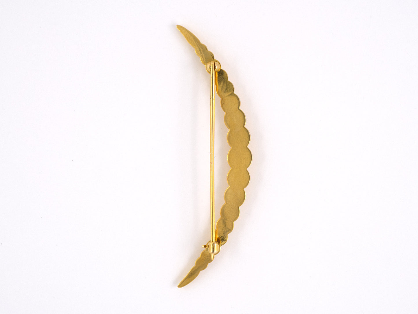 23217 - Art Nouveau Baroque Gold Pearl Moon Pin