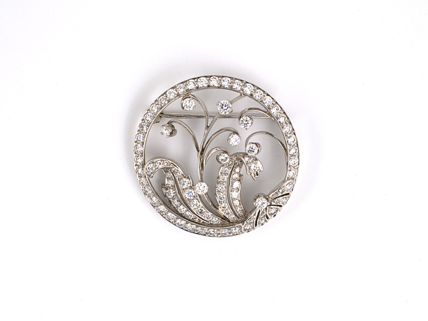 23261 - Circa 1950 Platinum Diamond Circle Pin