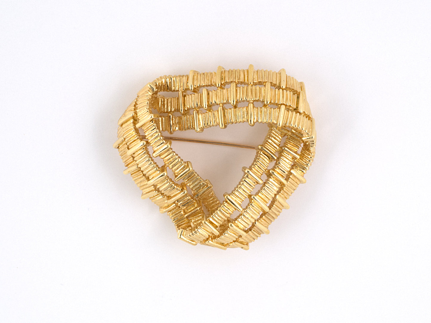 23636 - Circa 1965 Gold Tiffany Ribbon Knot Pin