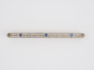 23846 - Art Deco Krementz Platinum Gold Sapphire Filigree Bar Pin