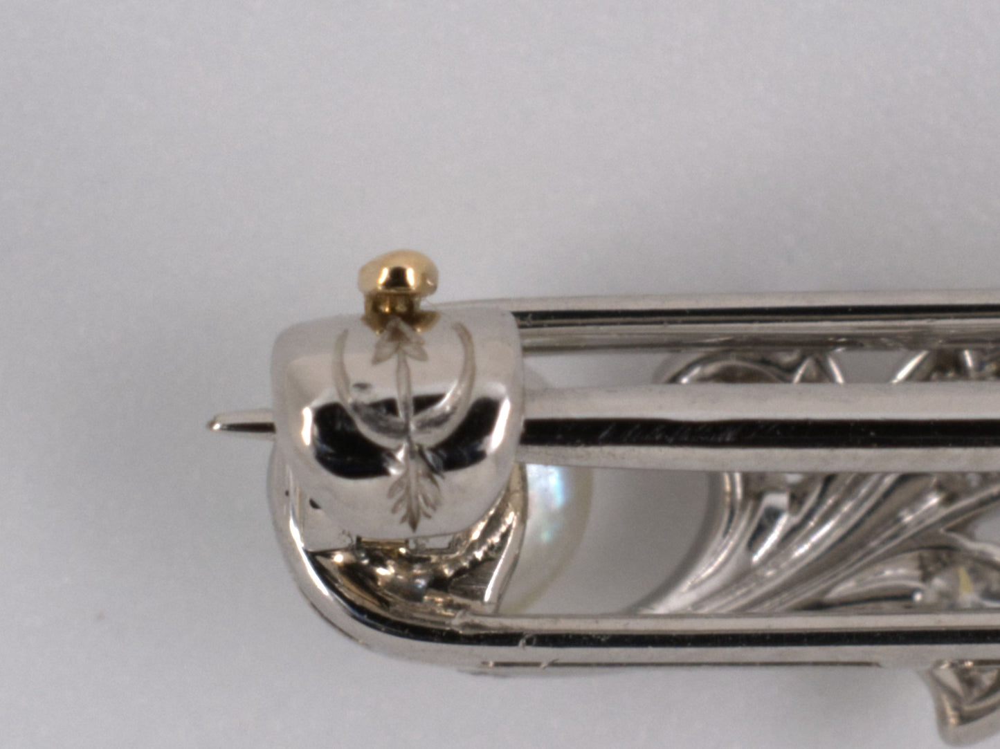24051 - Edwardian Cresarrow Platinum Diamond Pearl Floral  Pin