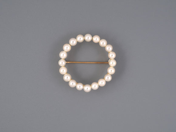 24200 - Gold Pearl Circle Pin