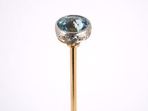 30932 - Edwardian Gold Aquamarine Hat Stick Pin