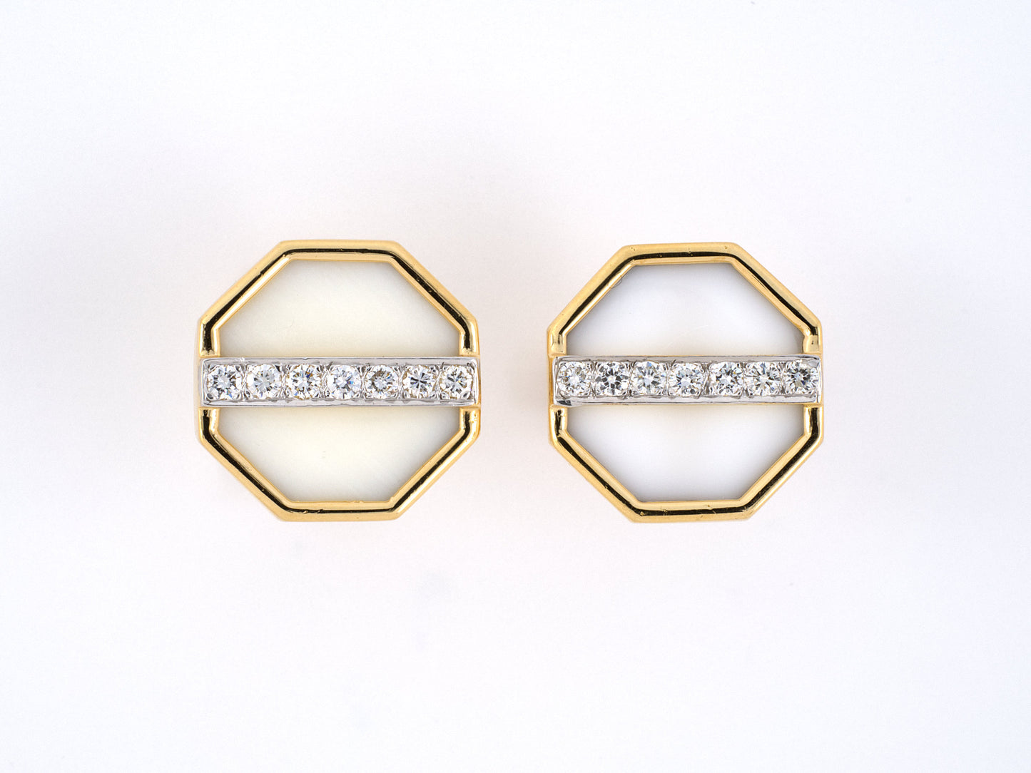 31158 - Circa 1980 Gold Diamond White Onyx Cuff Links