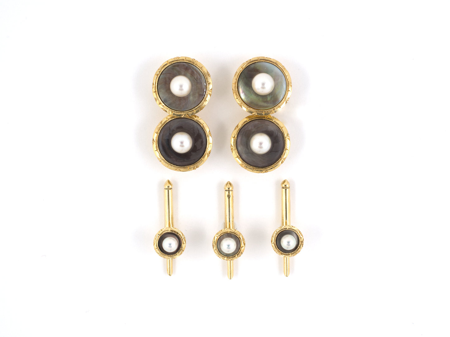 31254 - Birks Mikimoto Gold Black Mother Of Pearl White Pearl Gents Set