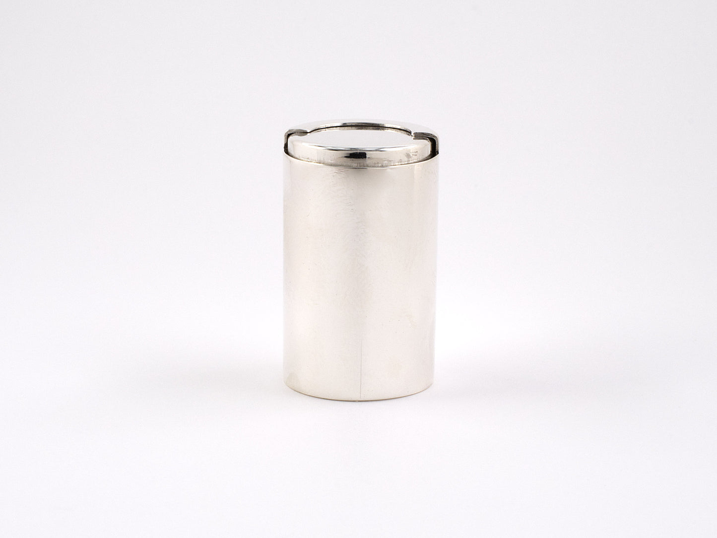 31348 - Circa 1950 Tiffany Sterling Silver Coin Holder