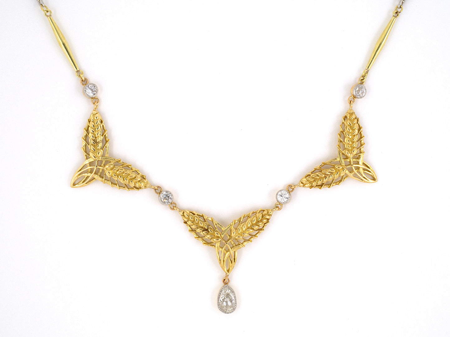 42767 - Circa 1950s Gold Platinum Diamond Leaf Drop Dangle Necklace