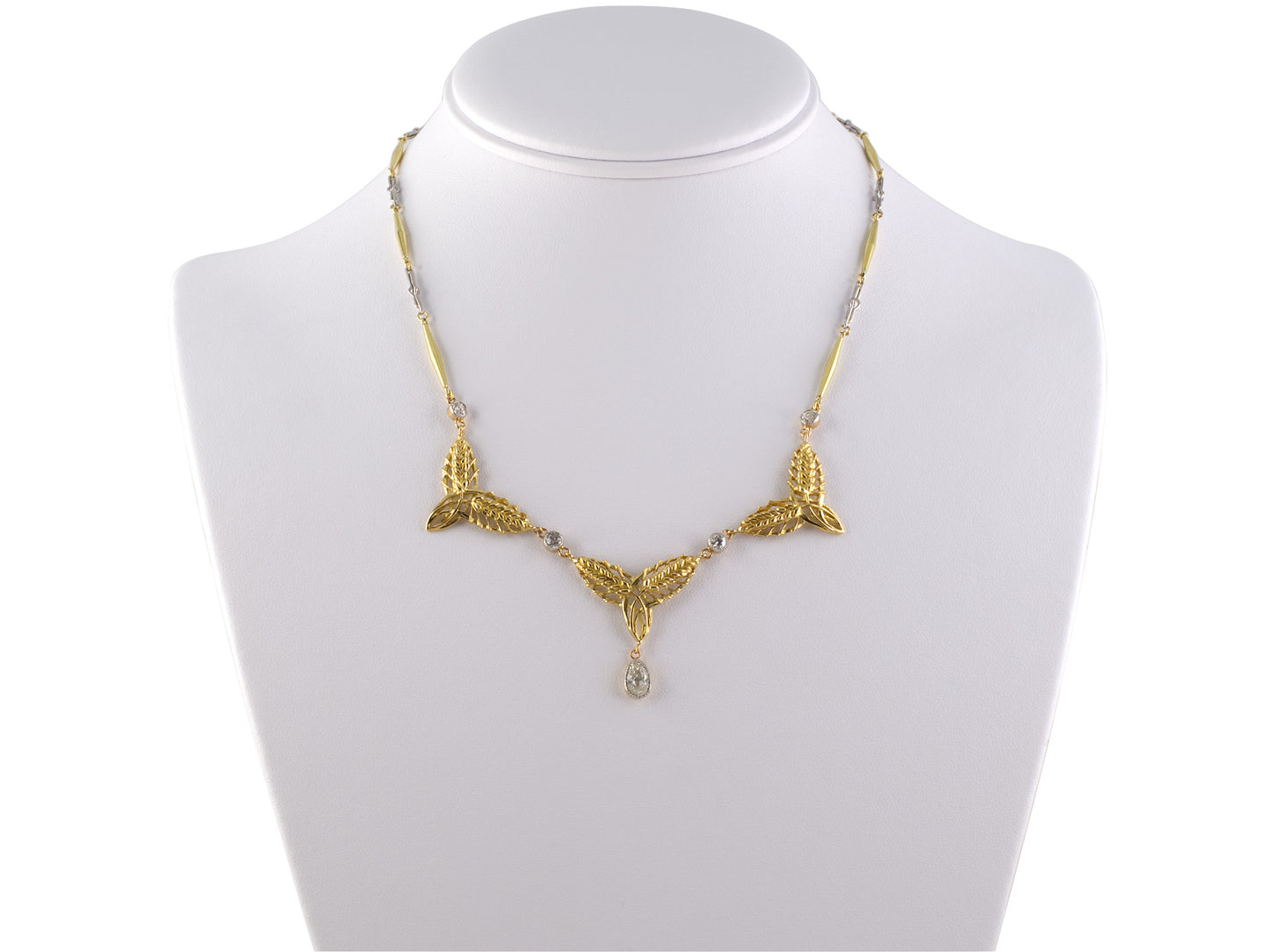 42767 - Circa 1950s Gold Platinum Diamond Leaf Drop Dangle Necklace