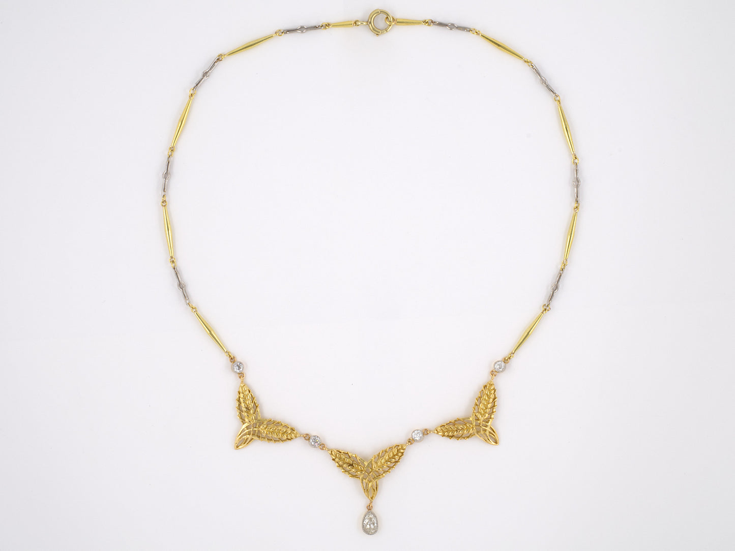 42767 - Circa 1950s Gold Platinum Diamond Leaf Drop Dangle Necklace