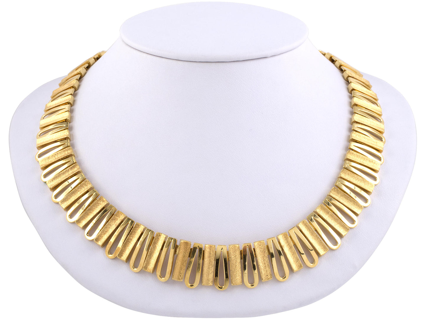 43031 - SOLD - Circa 1965 Cartier Gold Necklace