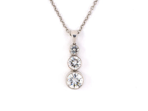 43613 - Gold Diamond 3 Stone Drop Pendant Necklace