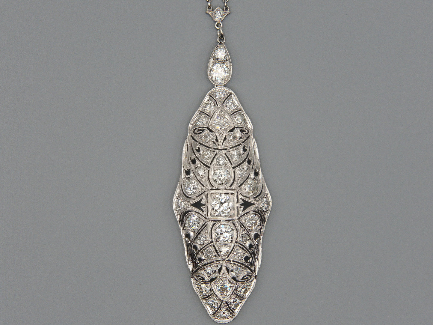 43933 - Art Deco Platinum Diamond Filigree Drop Pendant Necklace