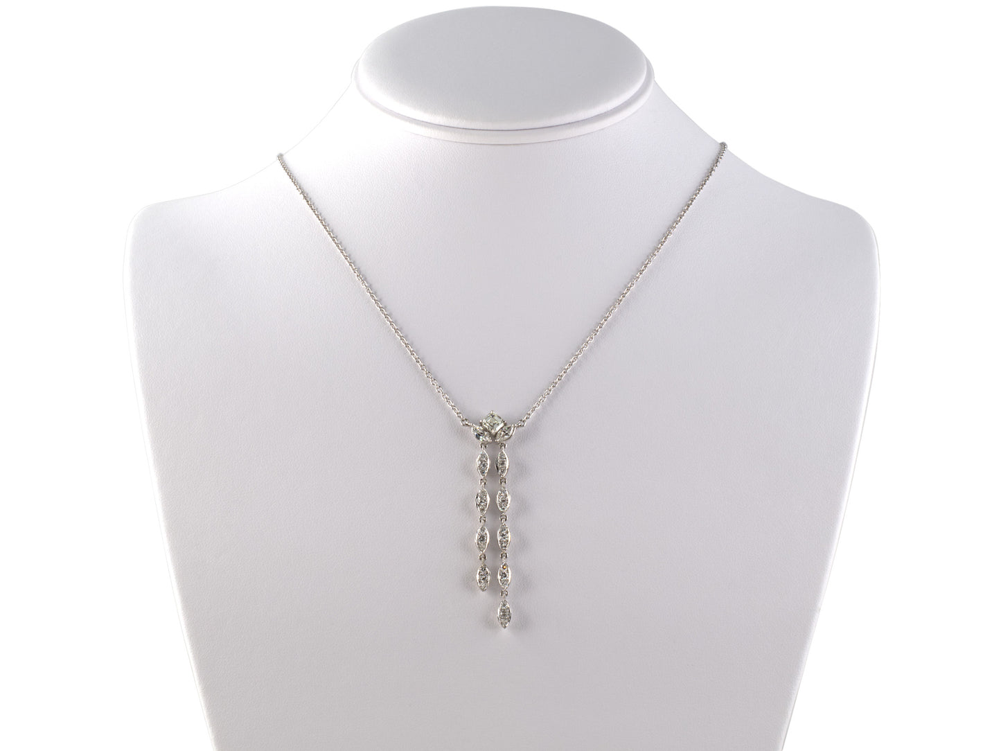 45072 - Circa: 1950s Platinum Diamond Pendant Necklace