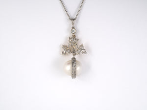 45142 - Edwardian Platinum On Gold Pearl Drop Pendant Necklace