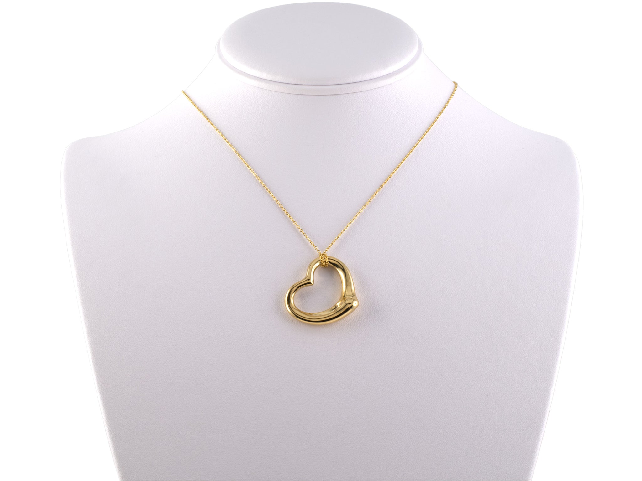 Elsa Peretti® Open Heart Pendant in Yellow Gold | Tiffany & Co.