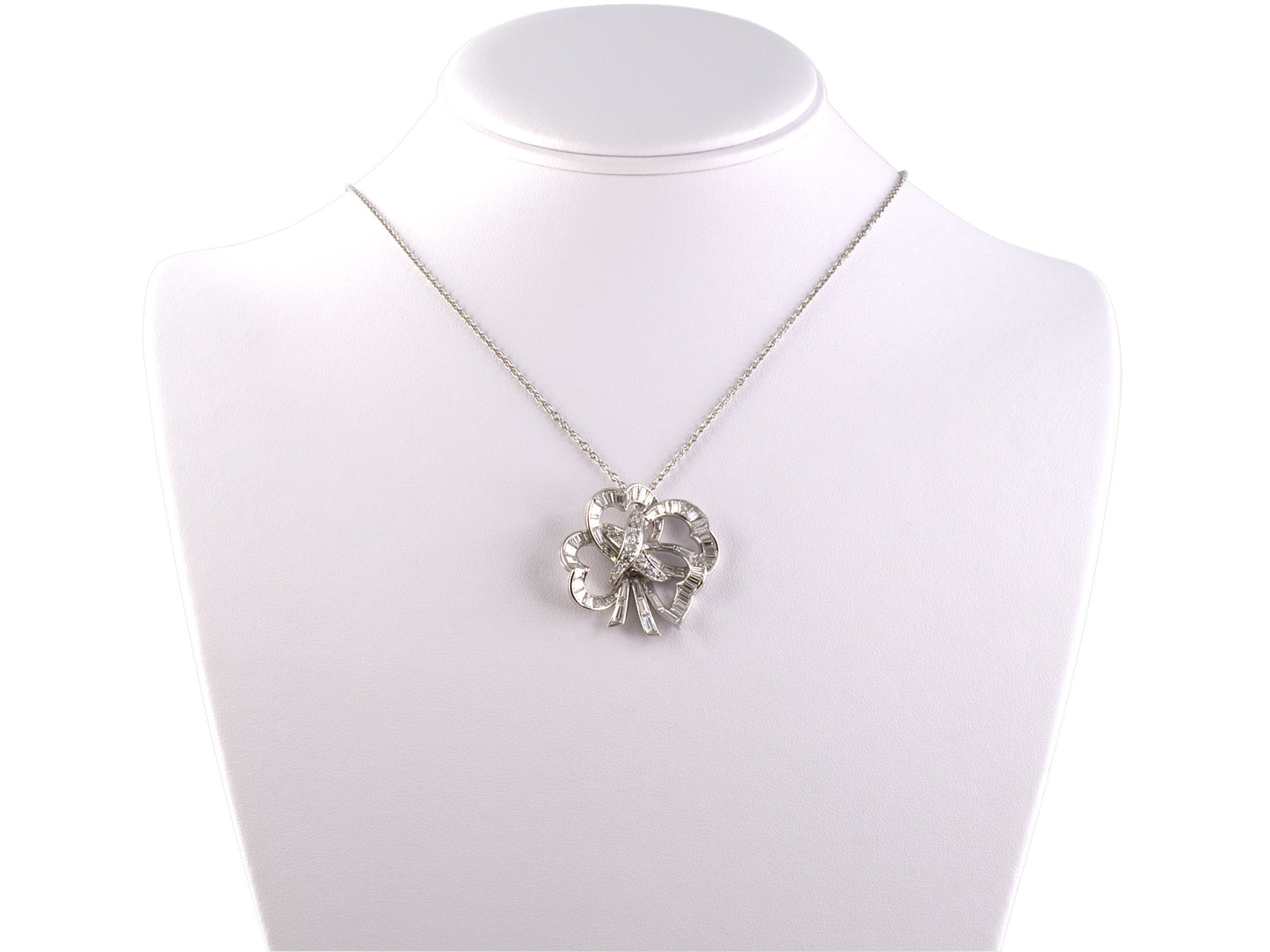 45289 - SOLD - Circa 1950s Platinum Diamond Clover Shaped Heart Pendant Necklace