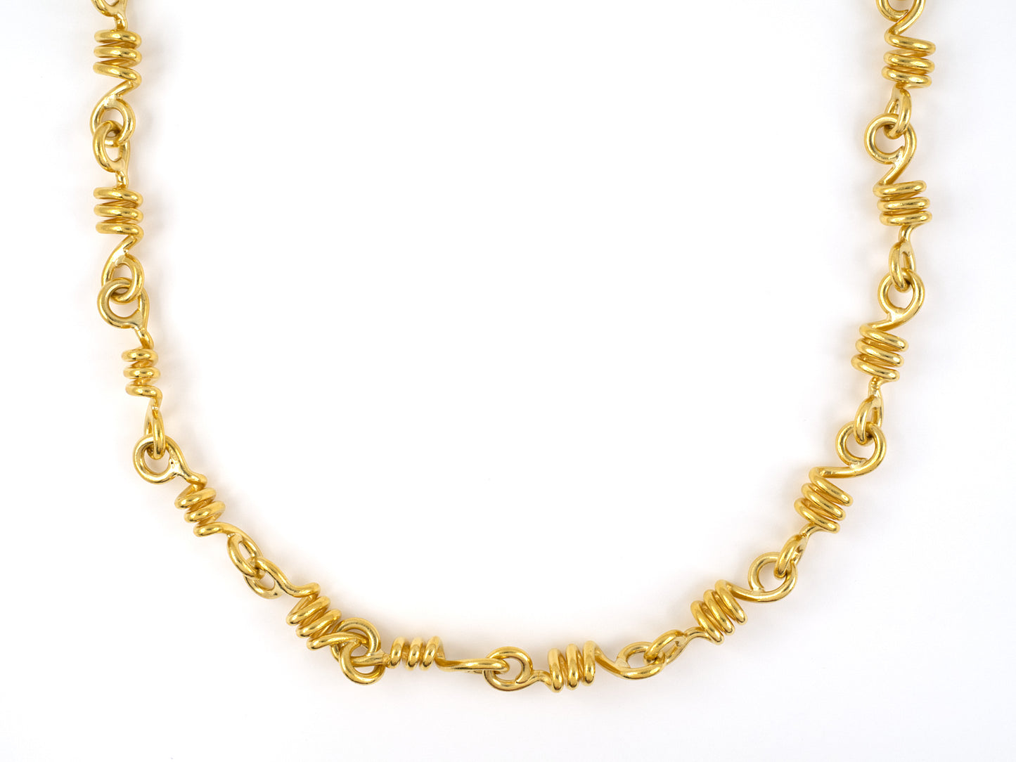 45380 - SOLD - Circa 1980S Verdura Gold Coil Wire Link Necklace