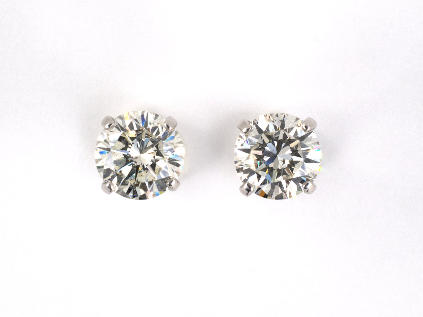 53671 - SOLD - Platinum Diamond Stud Earrings