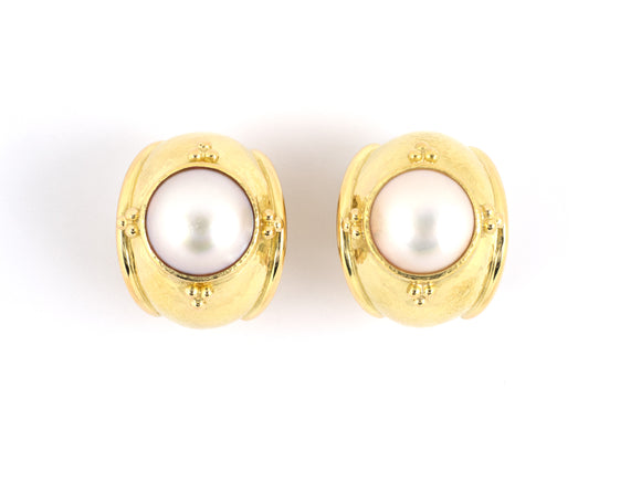 53954 - Elizabeth Locke Gold Mabe Pearl Hammered Finish Earrings