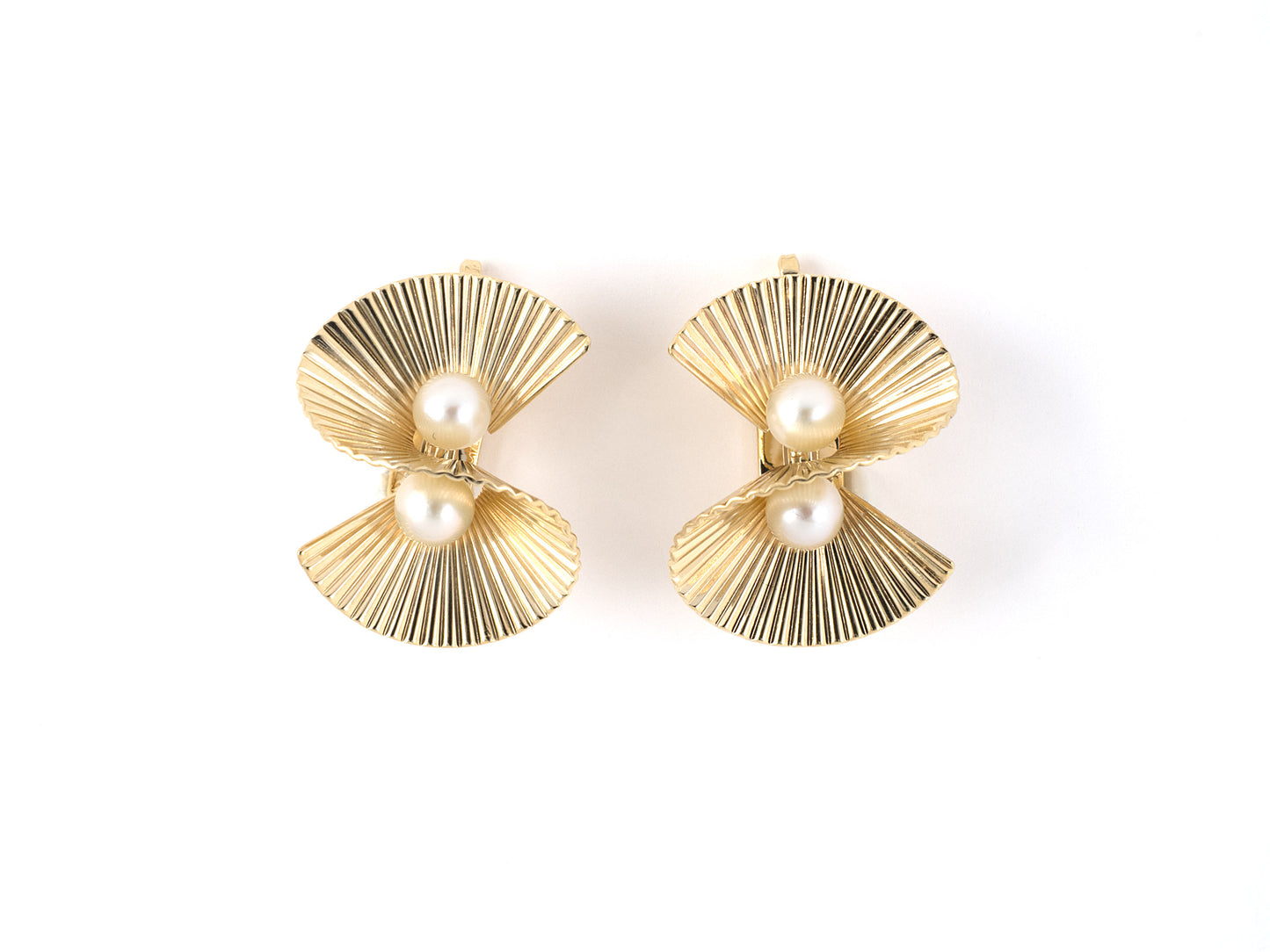 54216 - SOLD - Gold Pearl Swirl Ribbon Figure-8 Earrings