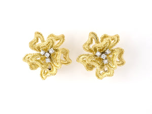 54217 - Circa 1970 Tiffany Gold Diamond Flower Earrings