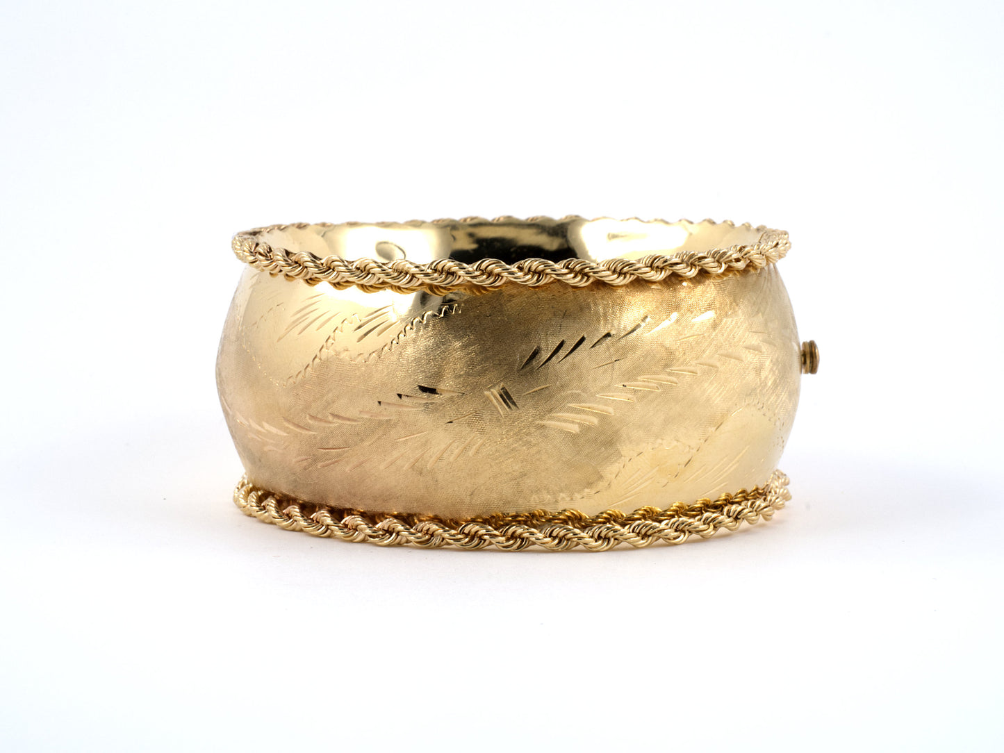 72756 - Circa 1950s Gold Rope Leaf Bangle Bracelet