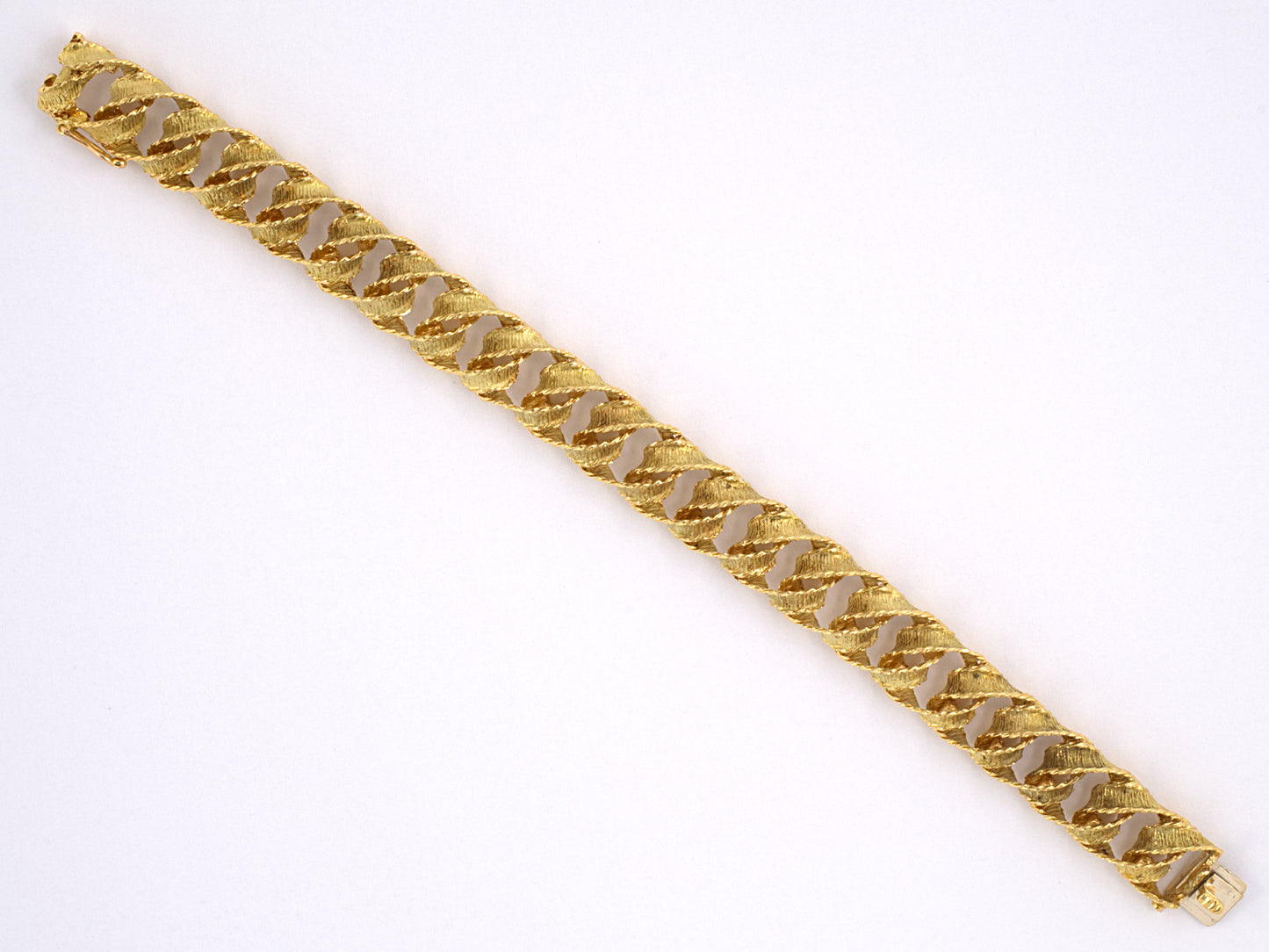 72902 - Circa 1987 Tiffany Gold French Ribbon Curb Link Bracelet