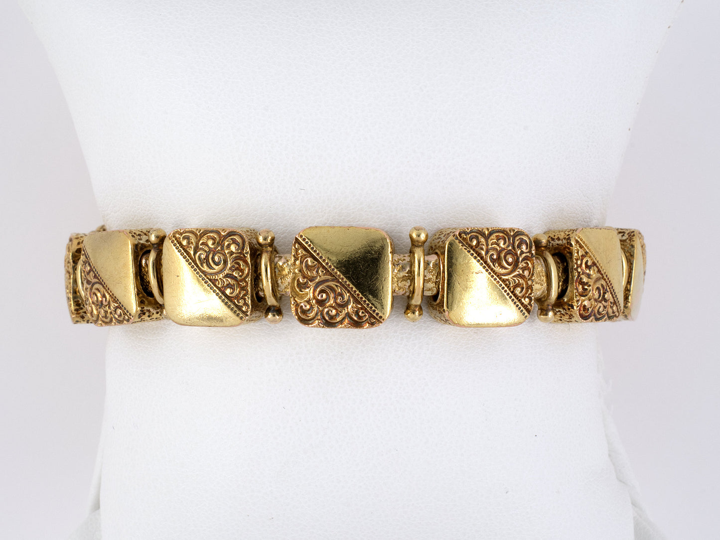 73377 - Victorian Circa 1883 Gold Reversible Bangle Bracelet