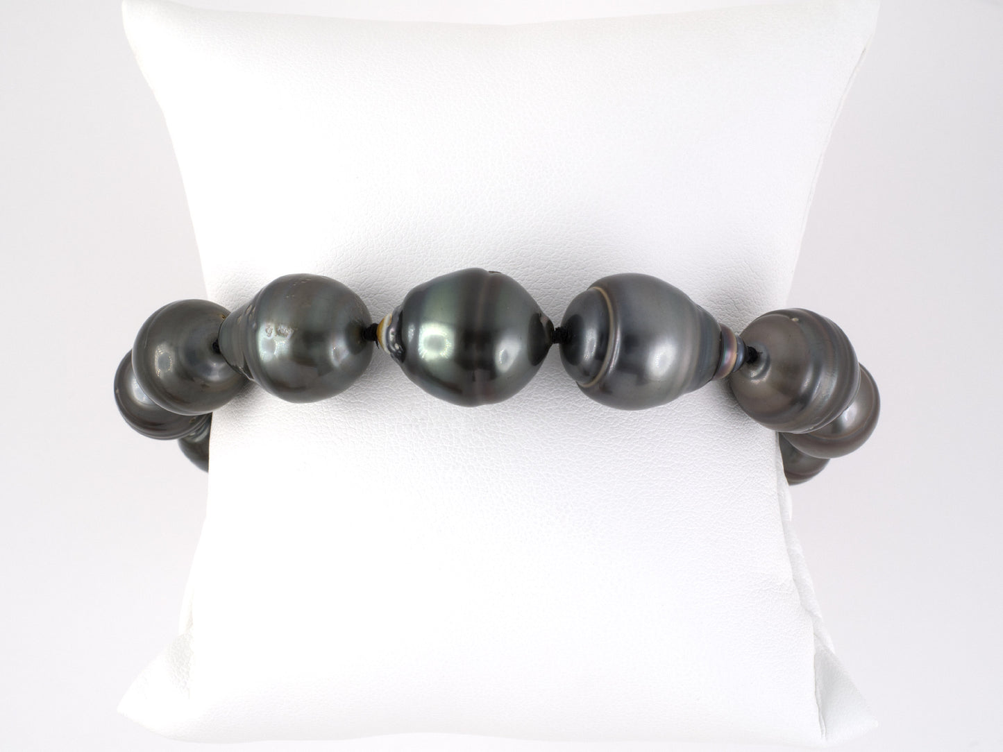 73545 - Gold Platinum Diamond South Sea Black Pearl Bracelet