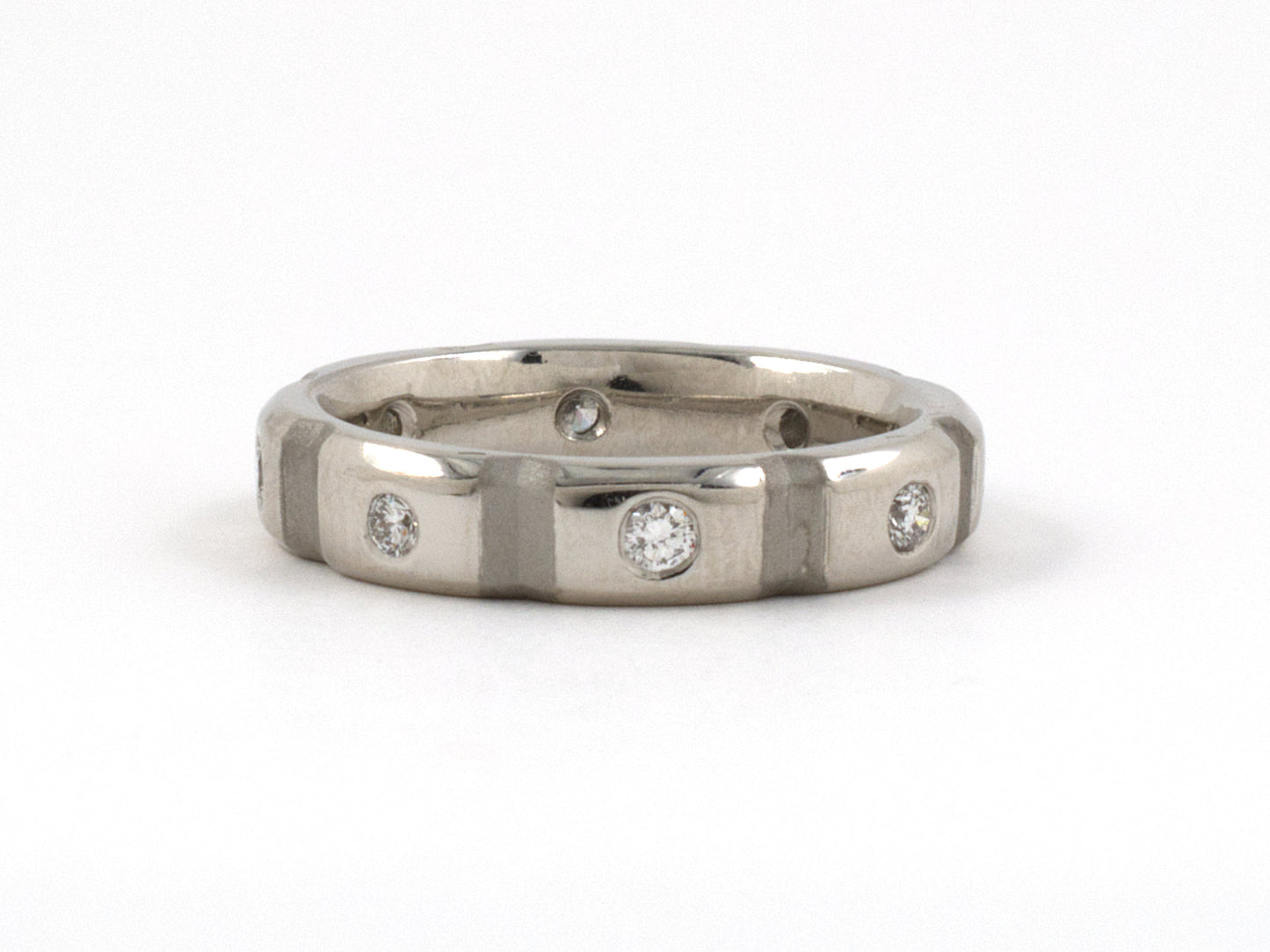 900777 - Platinum Diamond Faceted Eternity Ring