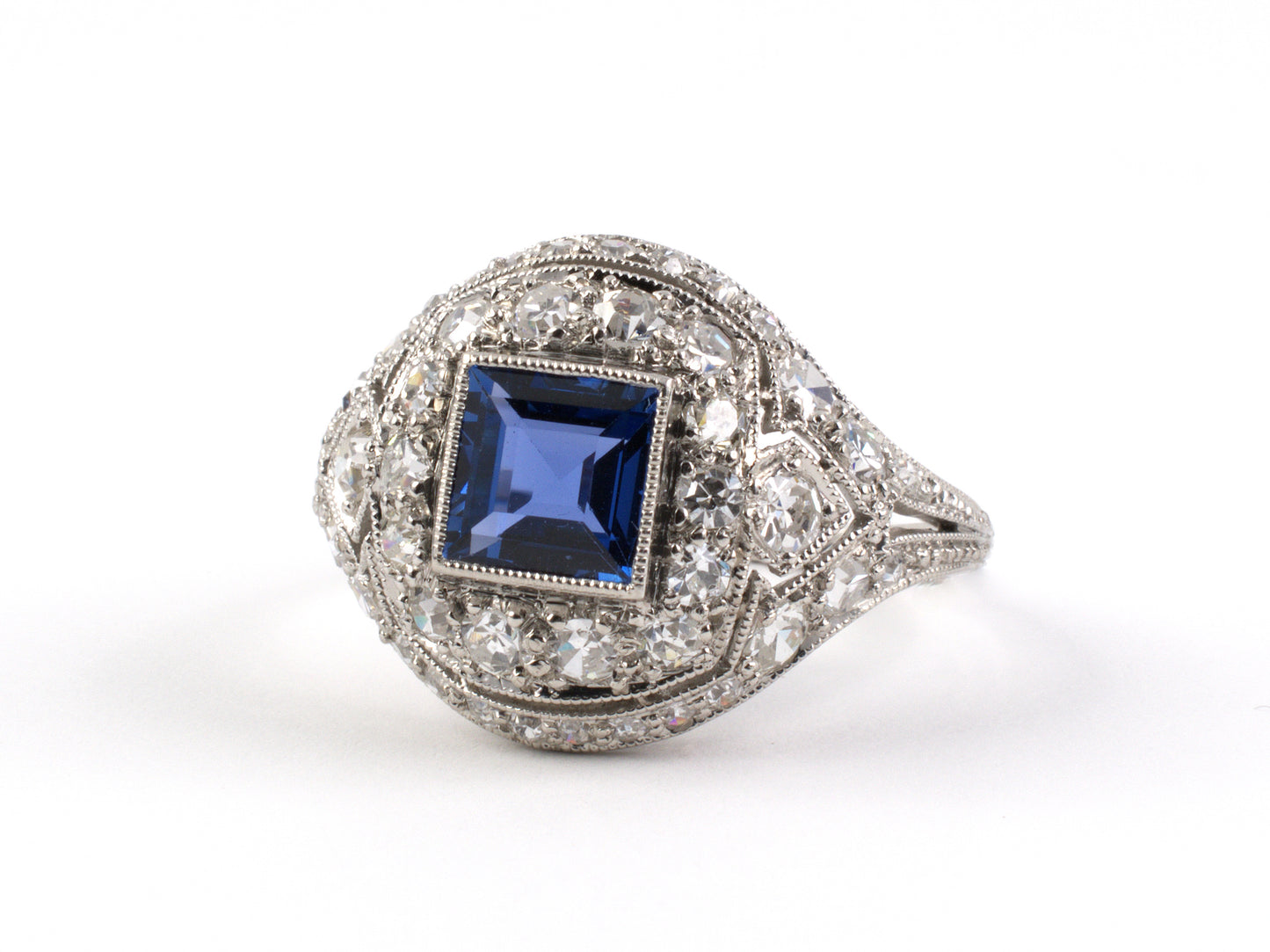 901199 - Edwardian Platinum AGL Montana Square Sapphire Diamond Ring