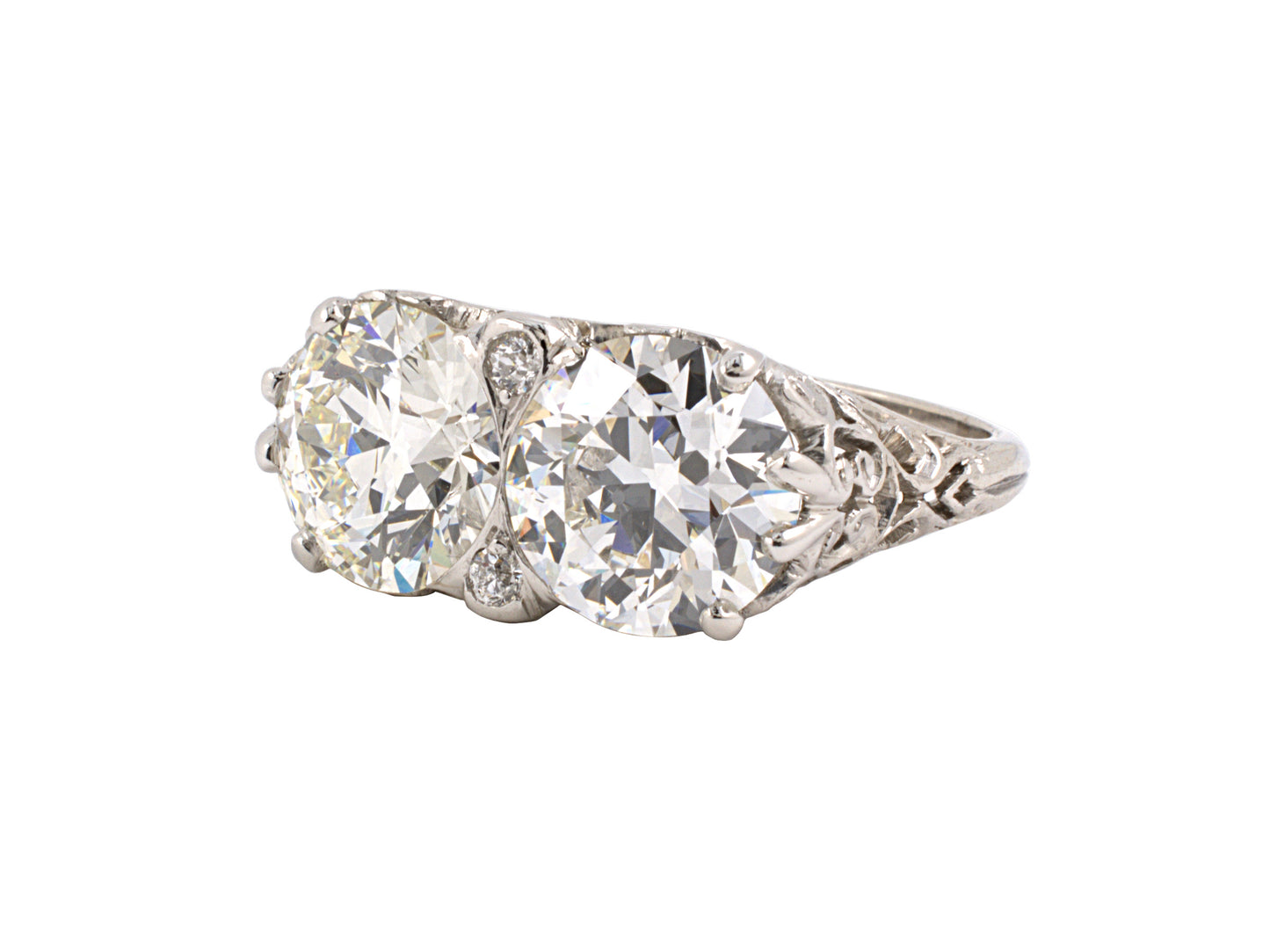 901392 - Edwardian Platinum Diamond Filigree 2 Stone Ring