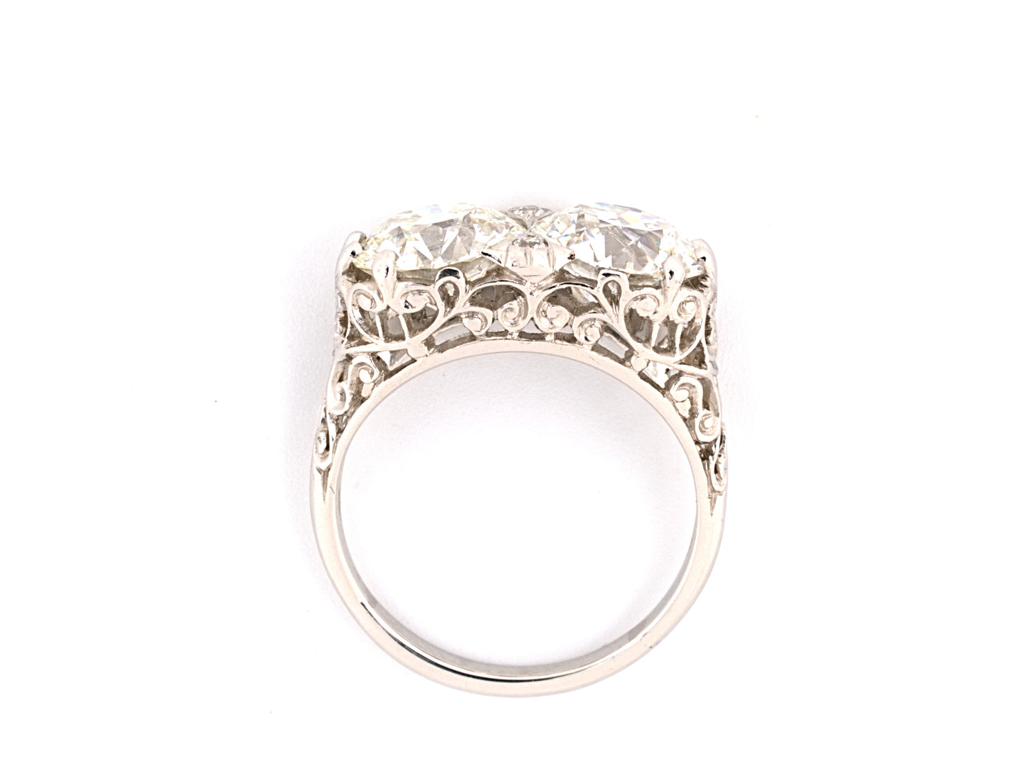 901392 - Edwardian Platinum Diamond Filigree 2 Stone Ring