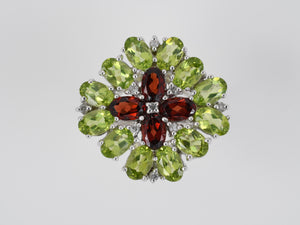 901456 - Gold Peridot Garnet Diamond Flower Cluster Dinner Ring