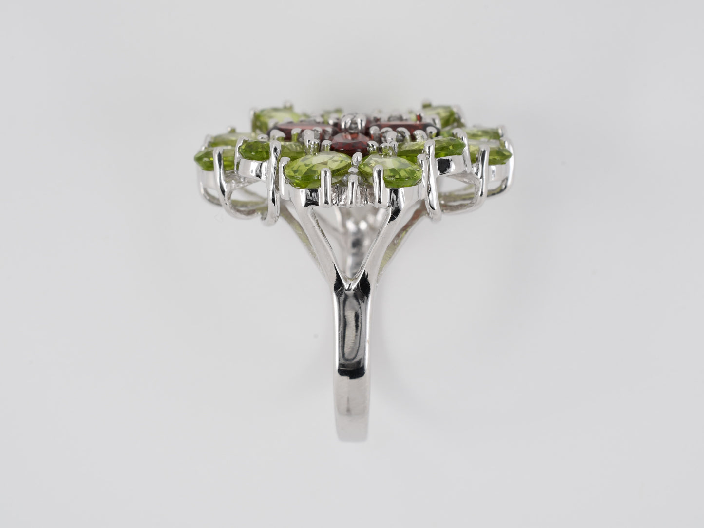 901456 - Gold Peridot Garnet Diamond Flower Cluster Dinner Ring