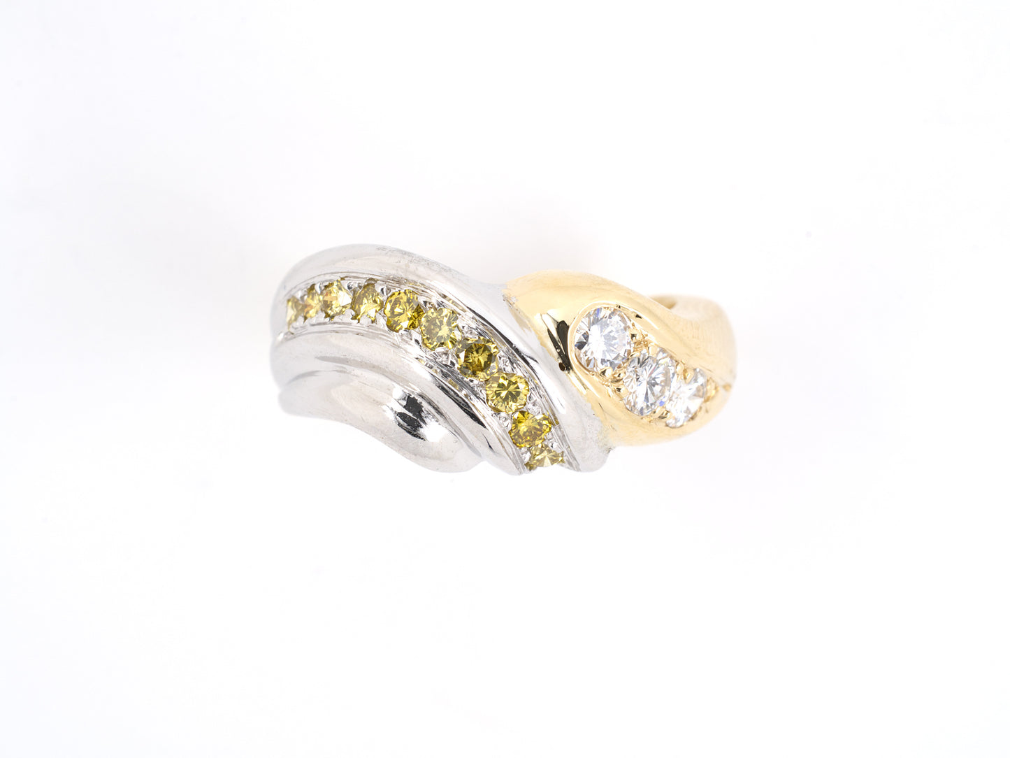 901594 - SOLD - Gold GIA Diamond Twist Wedding Ring
