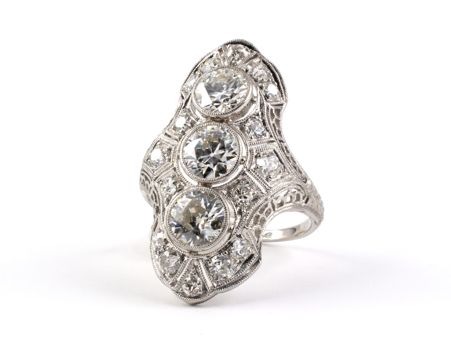901596 - SOLD - Art Deco Platinum Diamond Filigree 3 Stone Dinner Ring