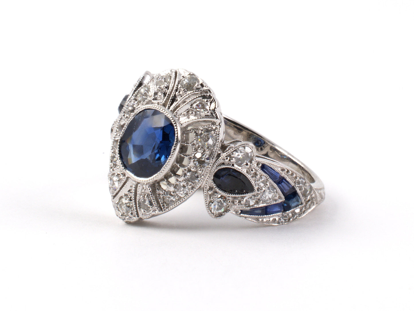 901661 - Art Deco Platinum AGL Sapphire Diamond Filigree Engagement Ring