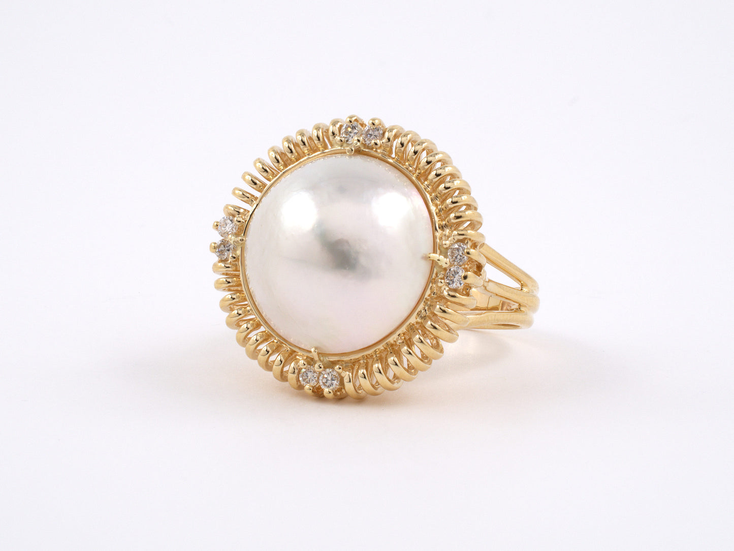 901708 - SOLD - Gold Mabe Pearl Diamond Ring