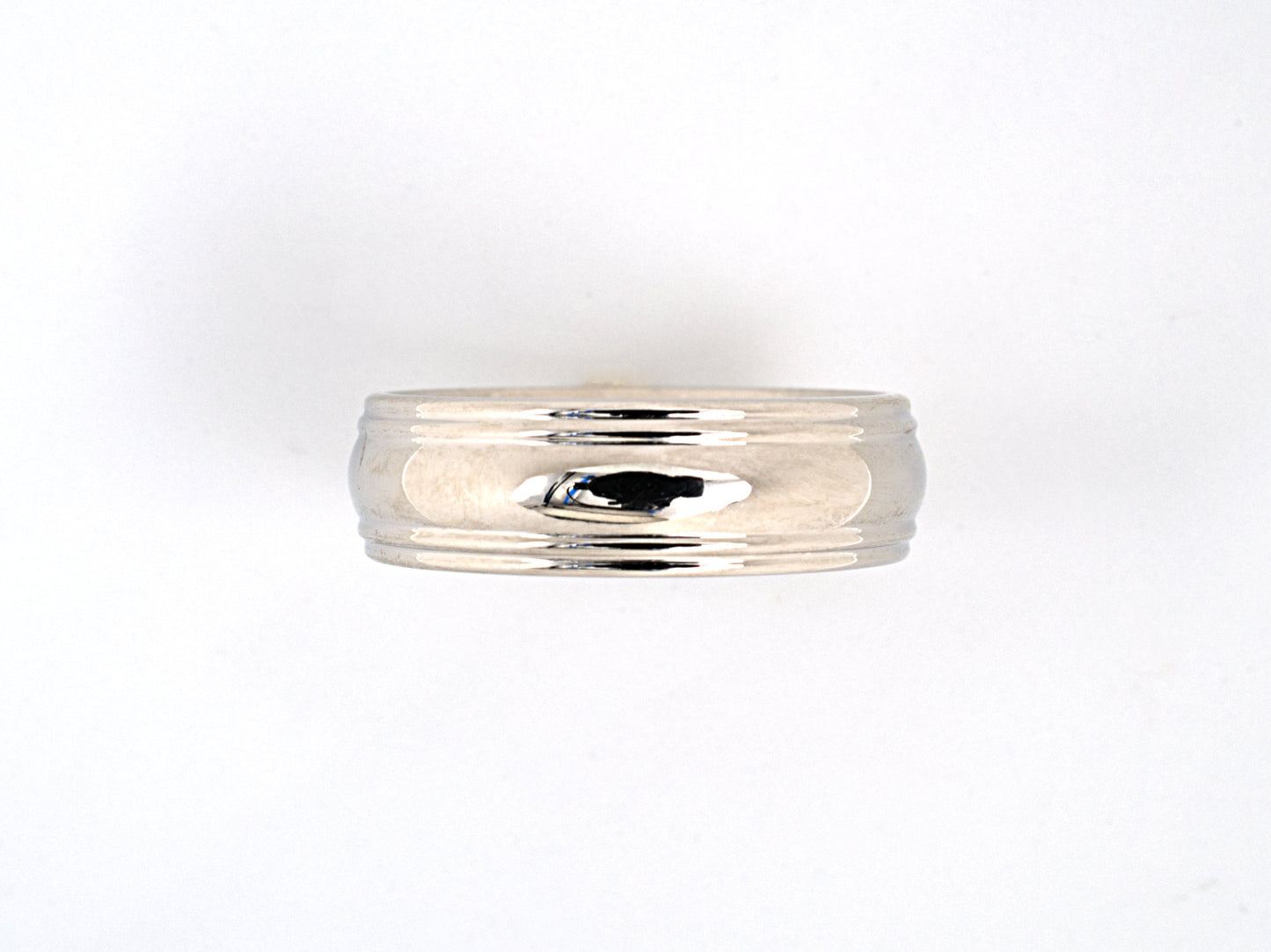 901724 - Platinum Grooved Wedding Band